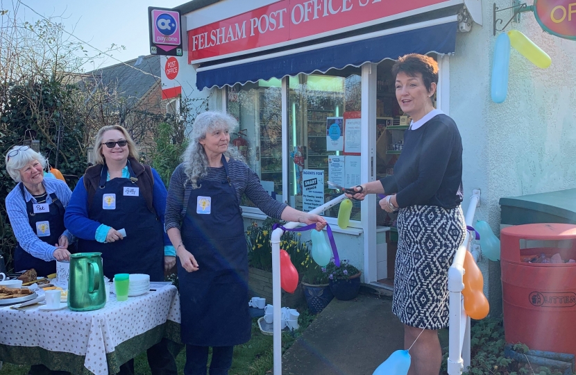 Jo Churchill MP opens Felsham community shop