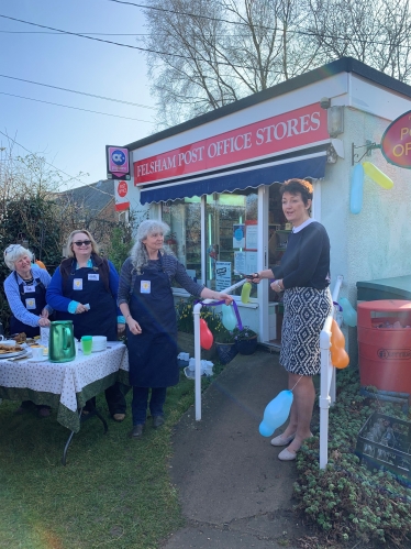 Jo Churchill MP opens Felsham community shop